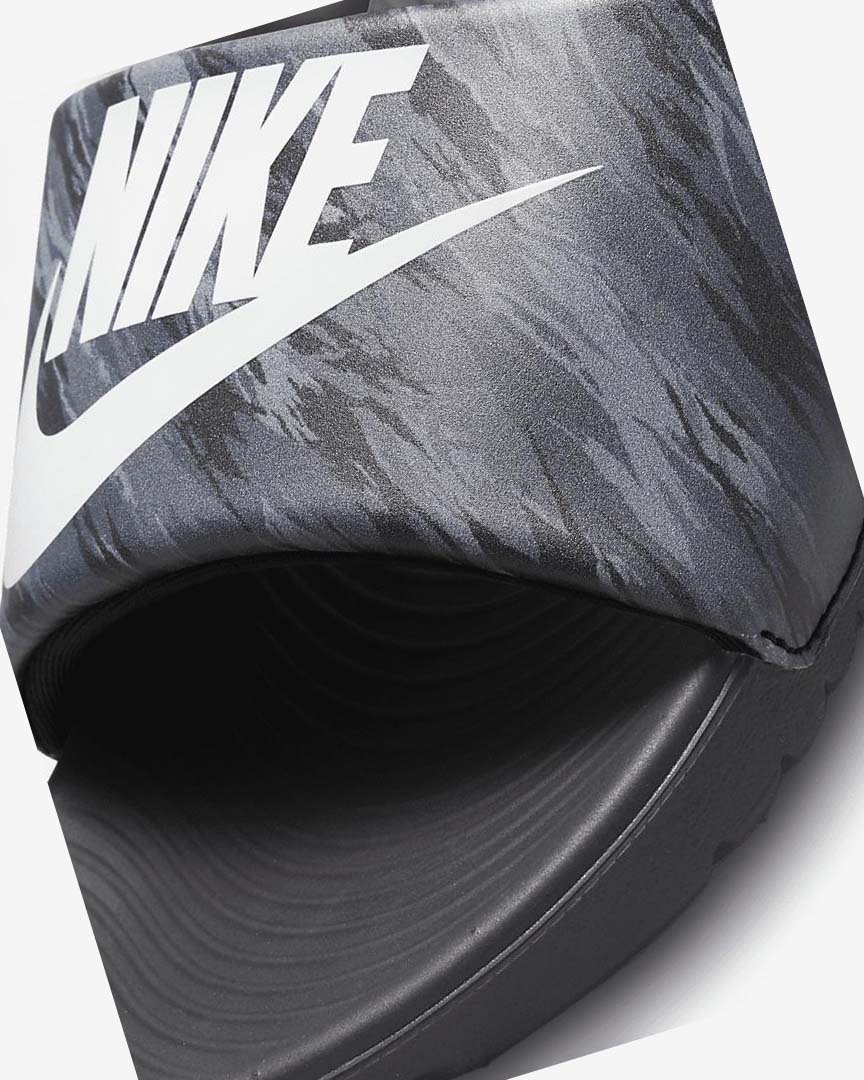 Black / Black / Platinum Nike Kawa SE Girls' Slides | CA_3113