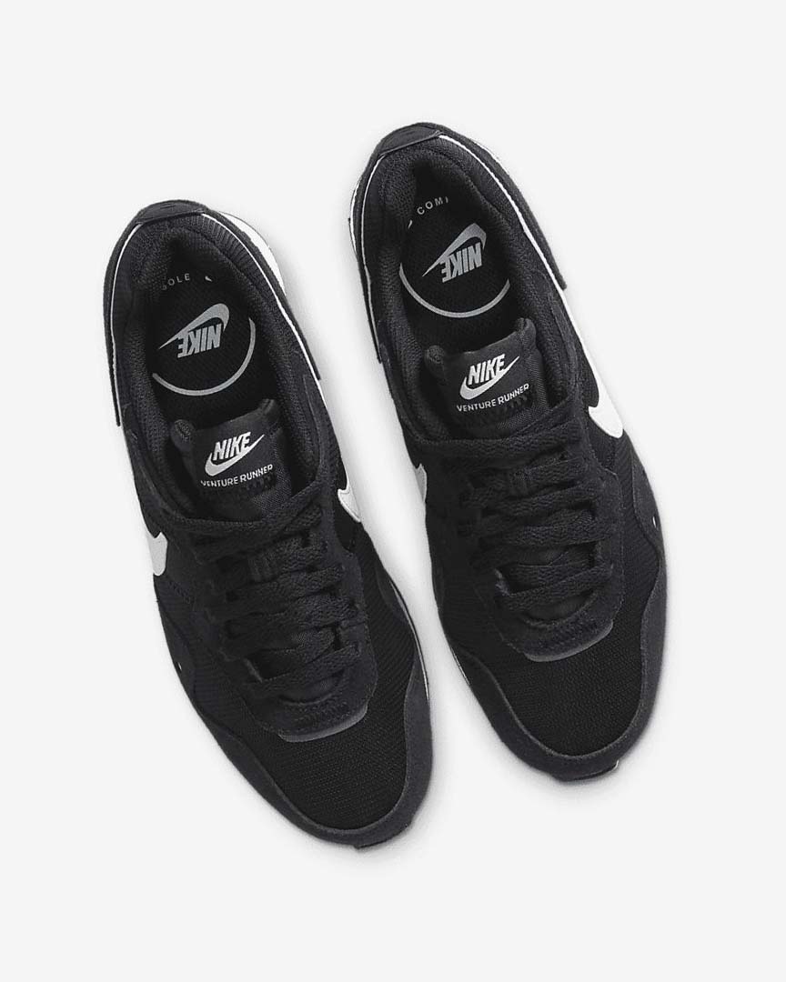 Black / Black / White Nike Venture Runner Women's Sneakers | CA_1104