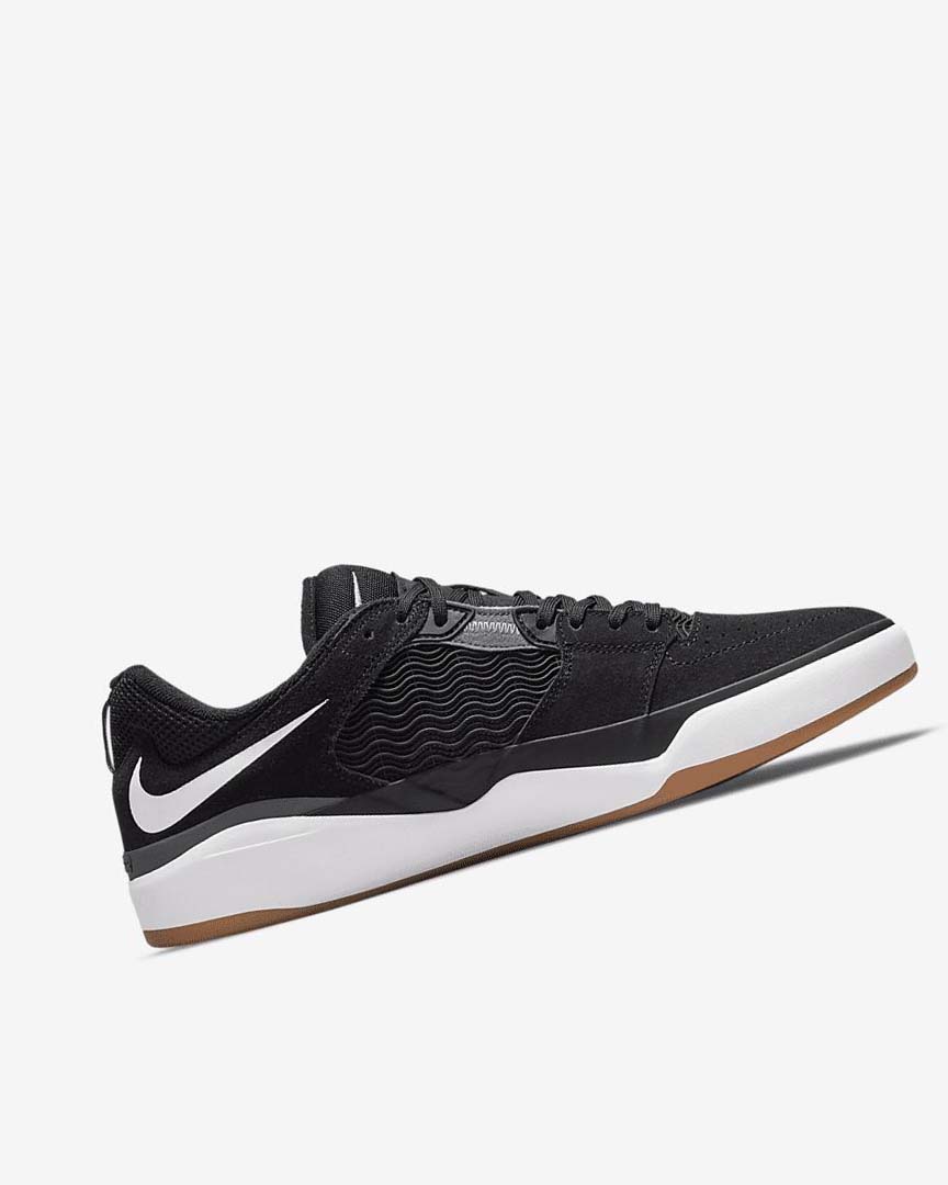 Black / Dark Grey / Black / White Nike SB Ishod Wair Women's Skate Shoes | CA_5072