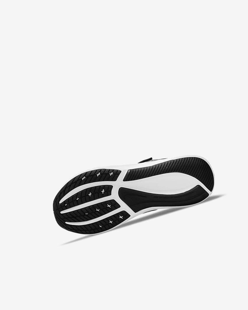 Black / Dark Grey / Dark Grey Nike Star Runner 3 Boys' Running Shoes | CA_3256