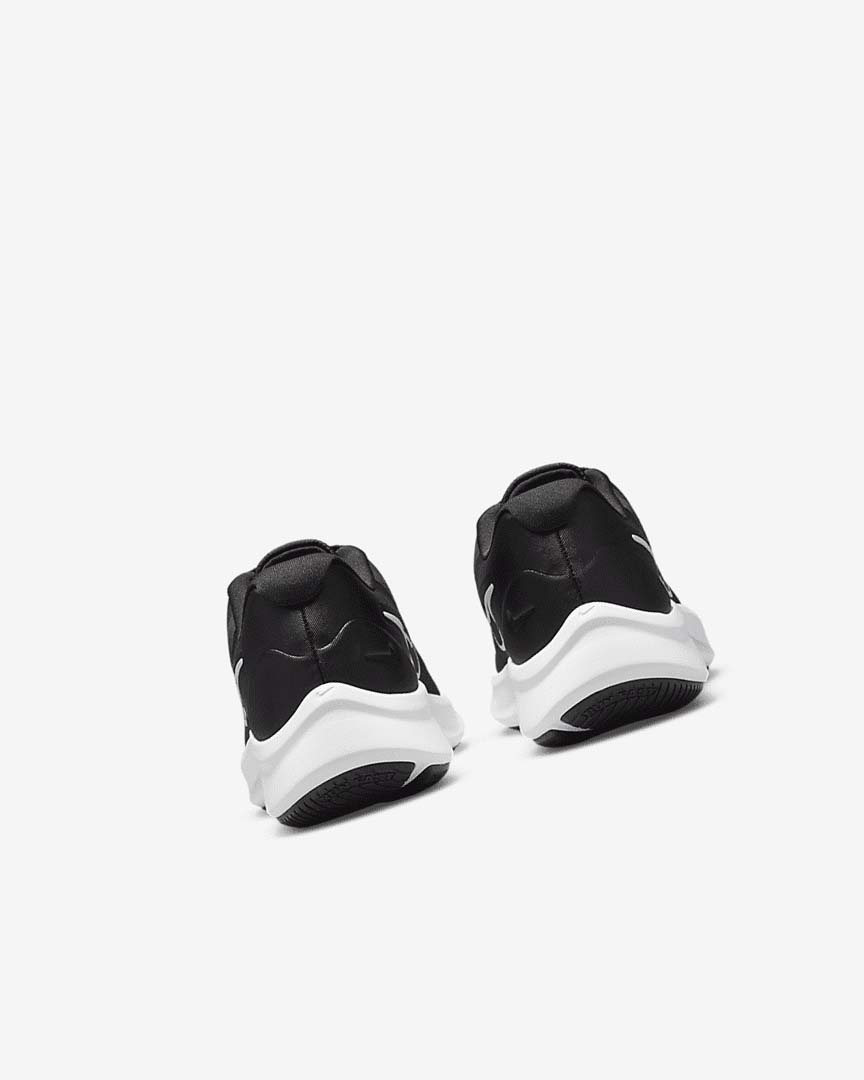 Black / Dark Grey / Dark Grey Nike Star Runner 3 Girls' Running Shoes | CA_4708