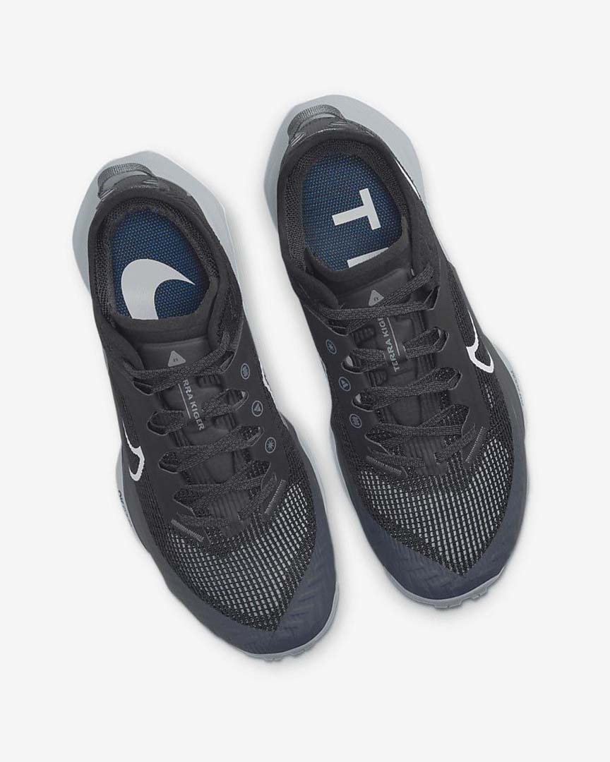 Black / Dark Grey / Grey / Platinum Nike Air Zoom Terra Kiger 8 Women's Trail Running Shoes | CA_2272