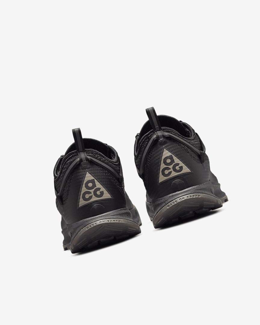 Black / Dark Grey Nike ACG Air Nasu 2 Men's Sneakers | CA_2605