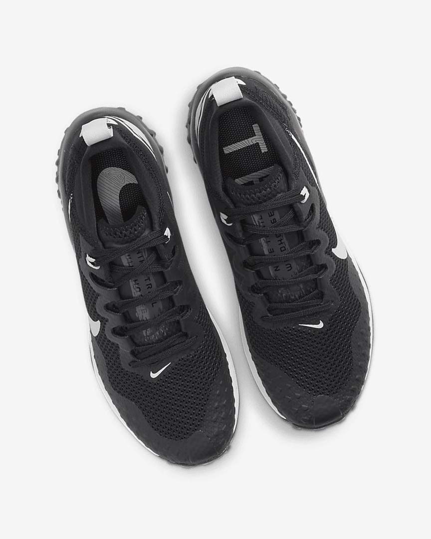 Black / Dark Grey / Platinum Nike Wildhorse 7 Women's Trail Running Shoes | CA_3208