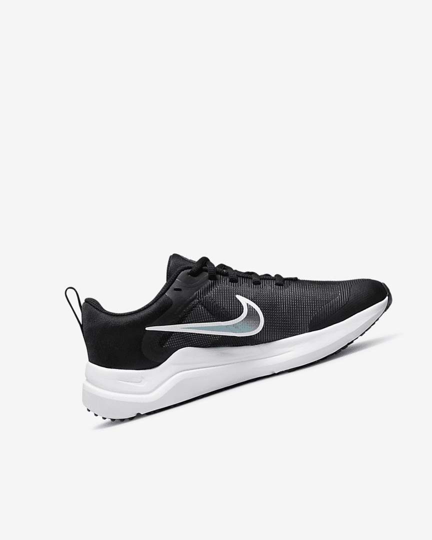 Black / Dark Grey / White Nike Downshifter 12 Boys' Running Shoes | CA_5540