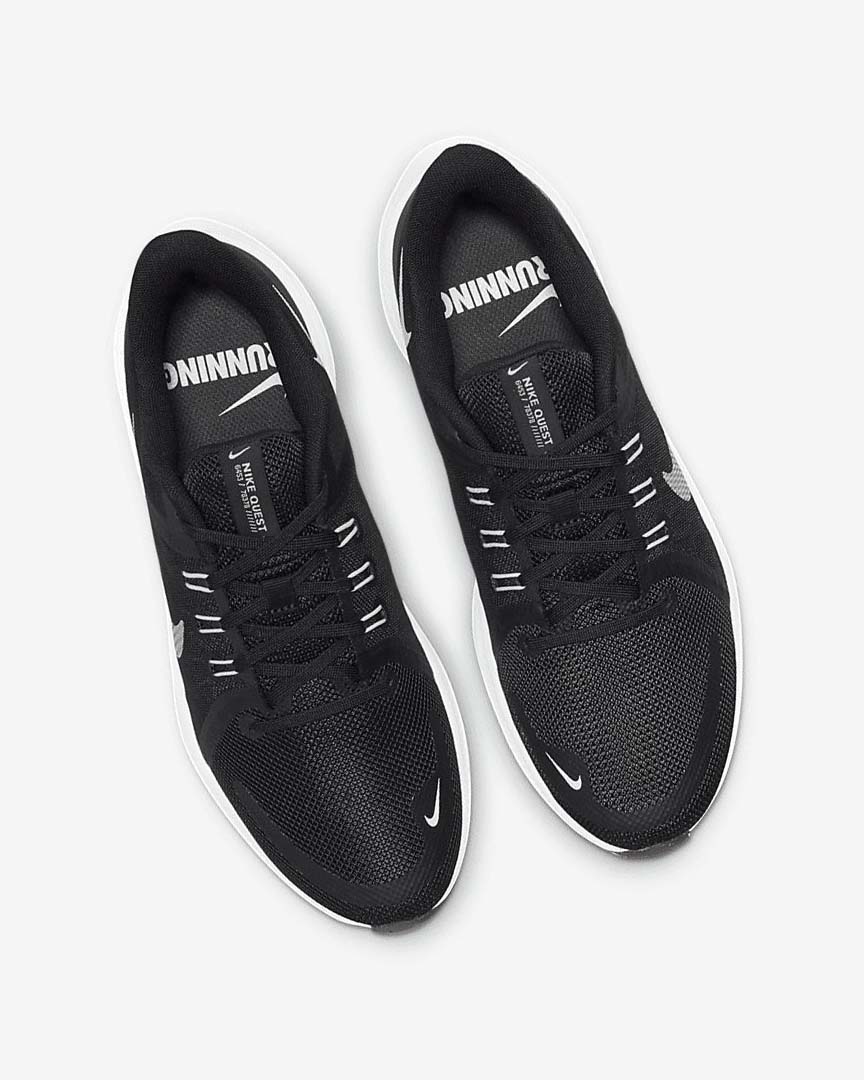 Black / Dark Grey / White Nike Quest 4 Women's Running Shoes | CA_5541