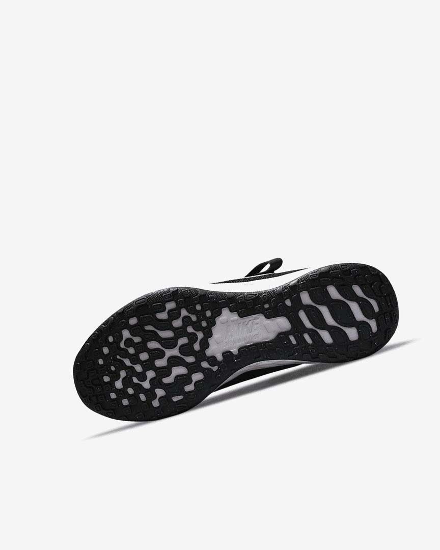 Black / Dark Grey / White Nike Revolution 6 FlyEase Girls' Running Shoes | CA_2745