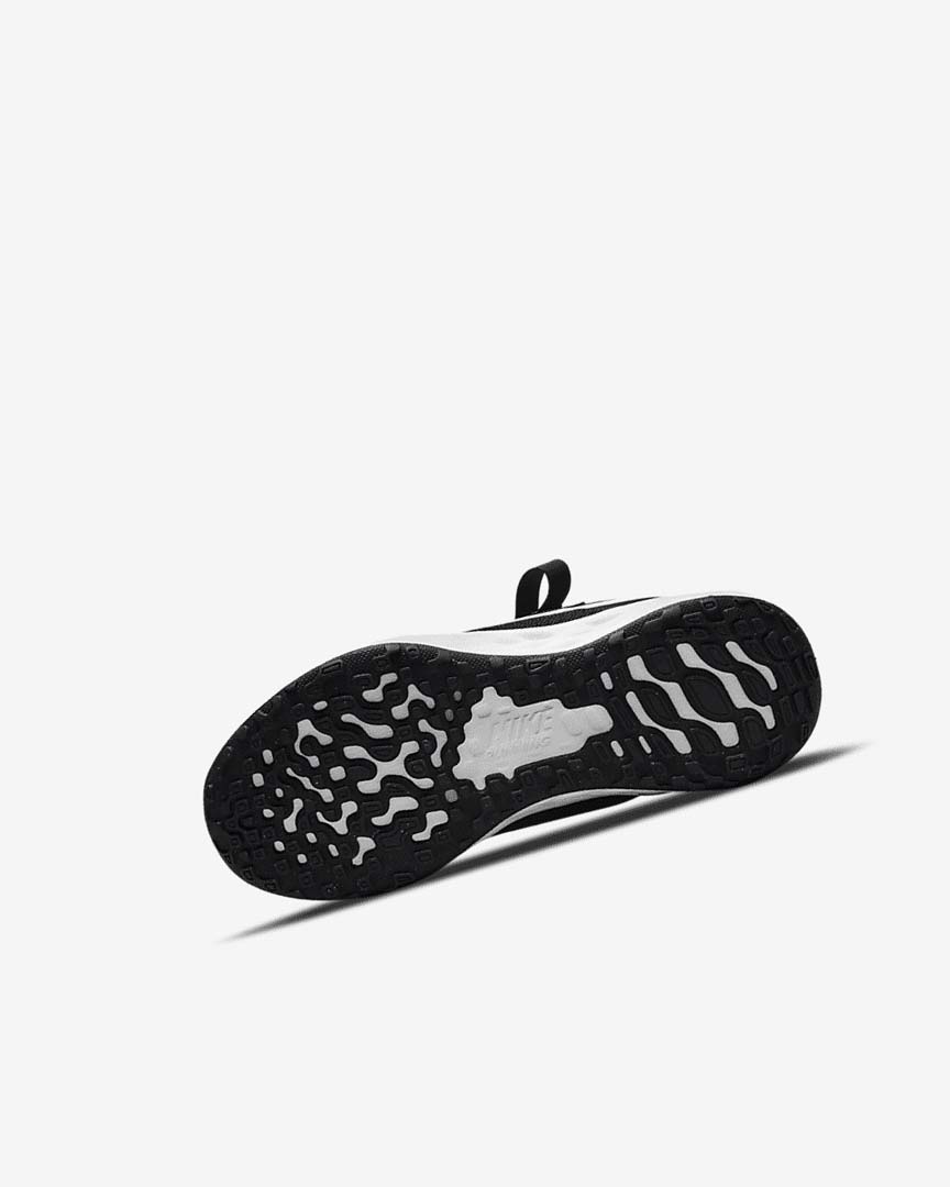 Black / Dark Grey / White Nike Revolution 6 FlyEase Girls' Shoes | CA_4888