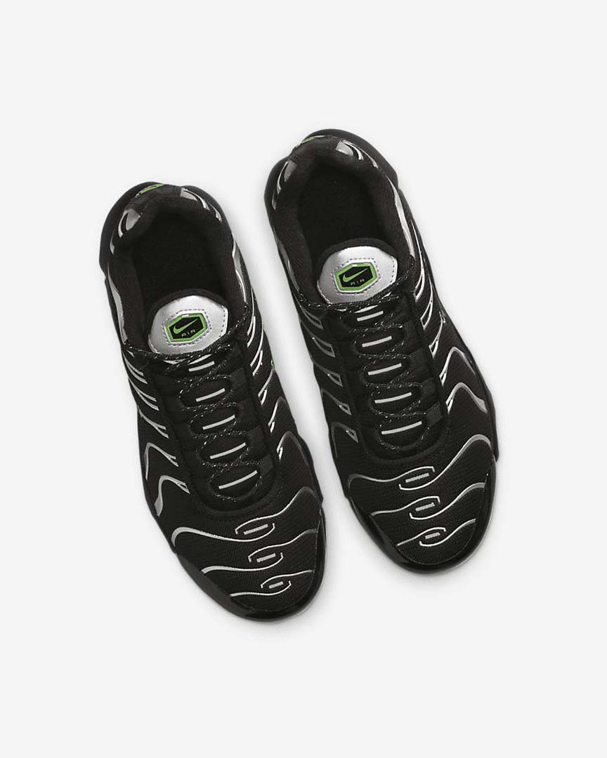 Black / Green / Metal Silver / Black Nike Air Max Plus Girls' Sneakers | CA_1102