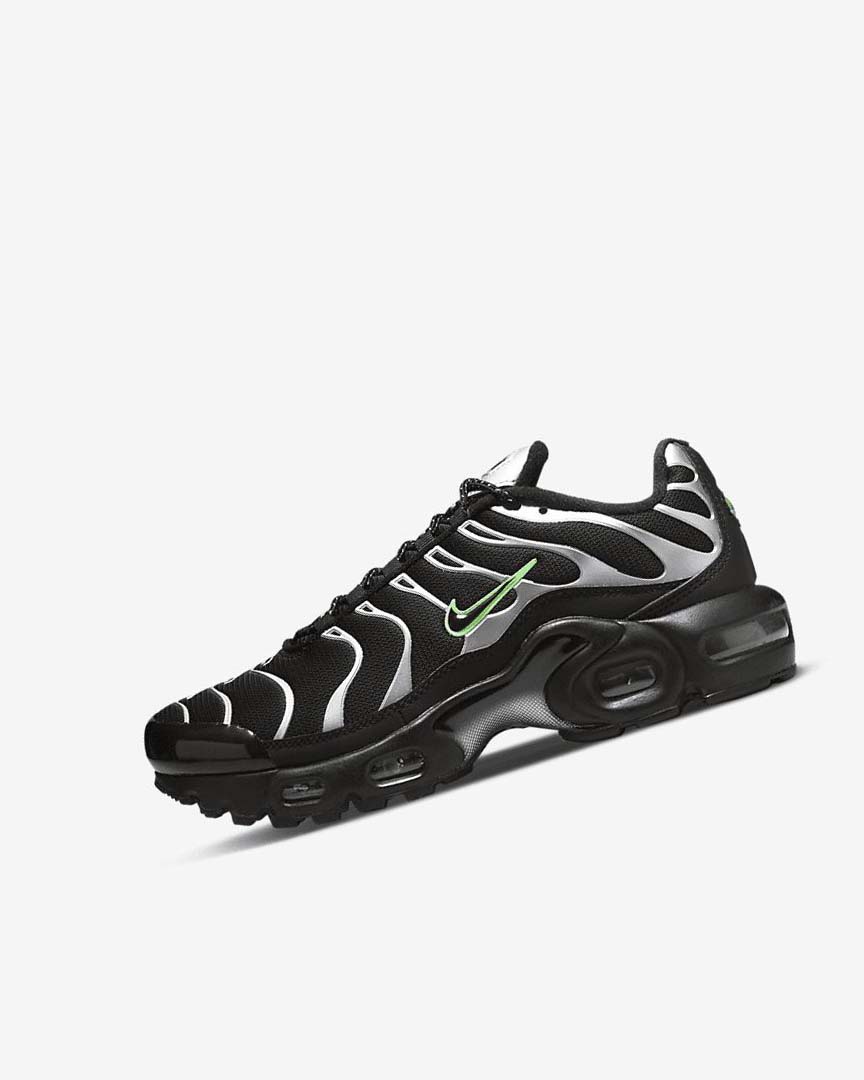 Black / Green / Metal Silver / Black Nike Air Max Plus Boys\' Sneakers | CA_5395