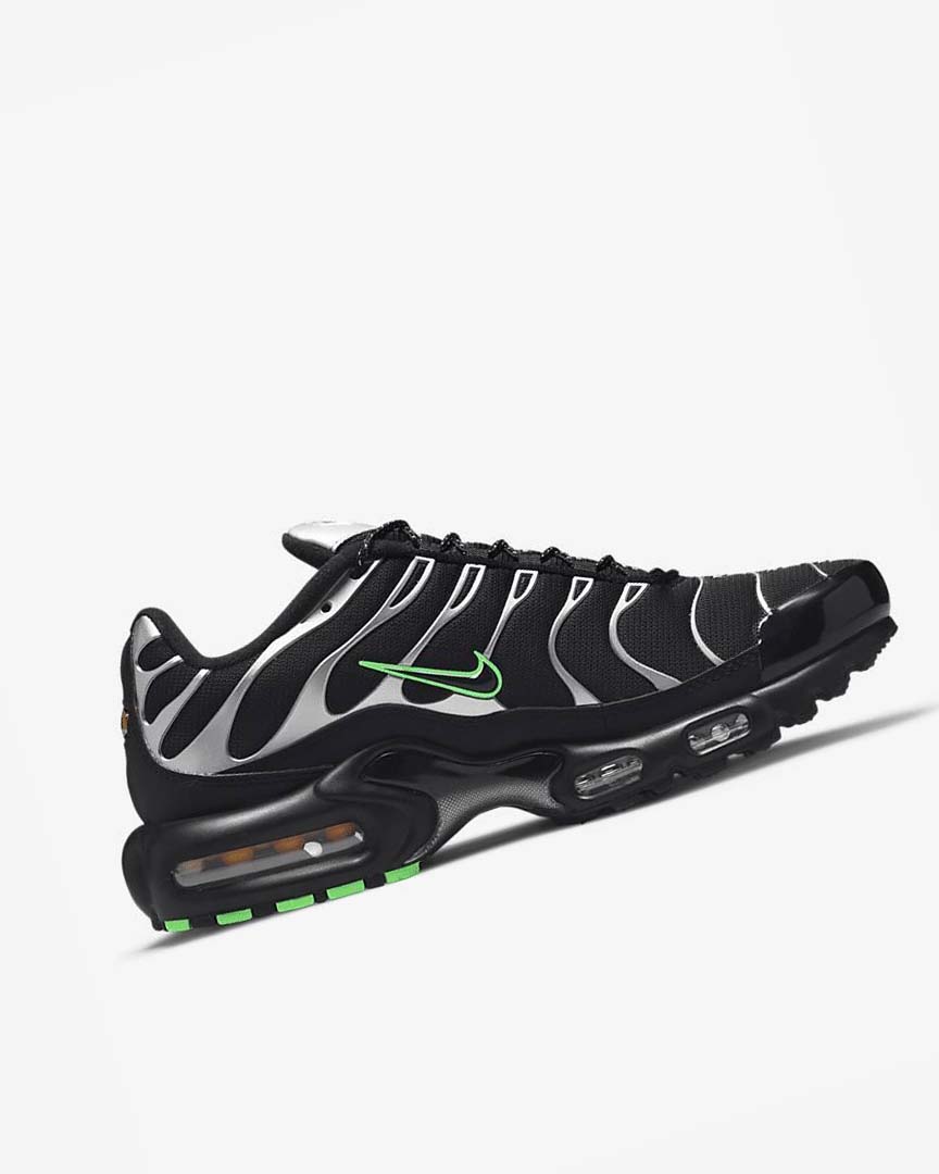 Black / Green / Metal Silver / Black Nike Air Max Plus Men's Sneakers | CA_5397