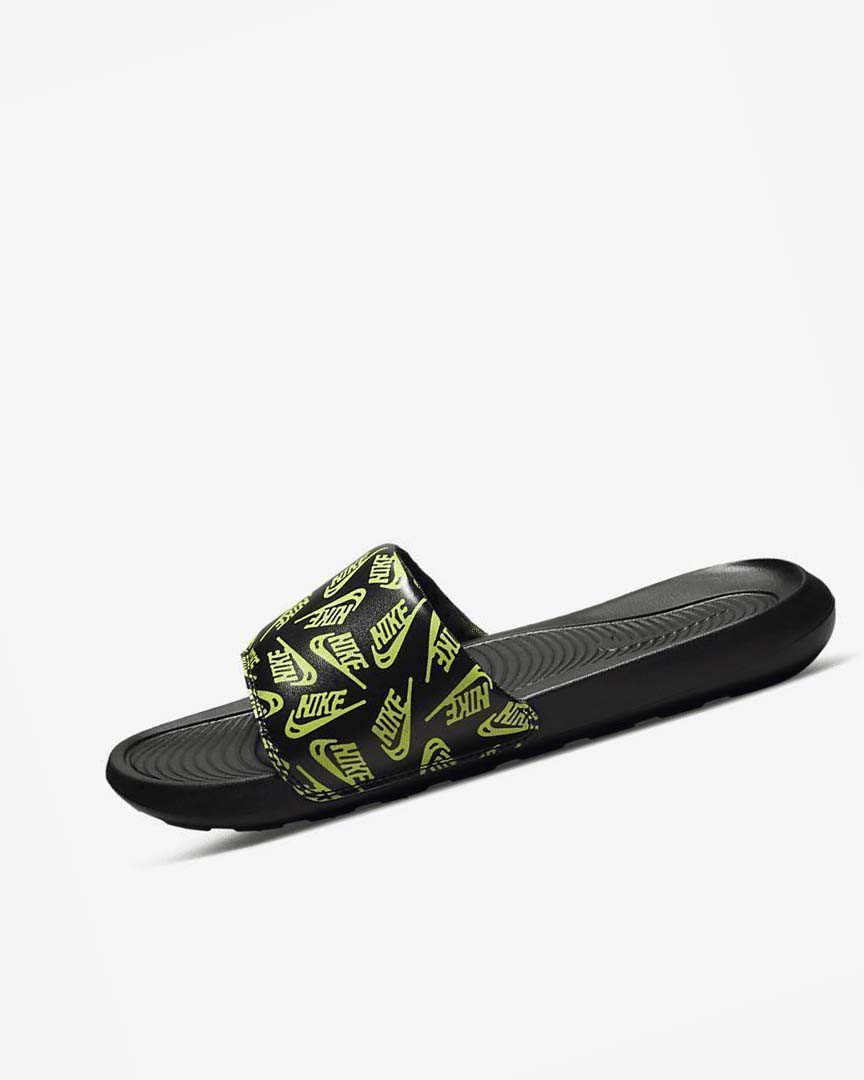Black / Green Nike Victori One Men\'s Slides | CA_5011