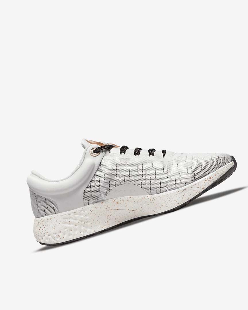Black / Metal Copper Nike Renew Serenity Run Premium Women's Running Shoes | CA_4551