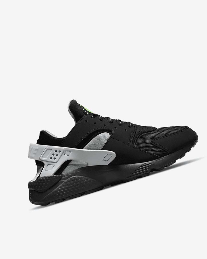 Black / Metal Silver / Silver / Green Nike Air Huarache Men's Sneakers | CA_2497