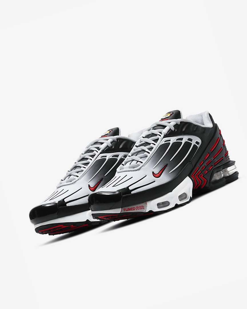 Black Nike Air Max Plus 3 Men's Sneakers | CA_2643