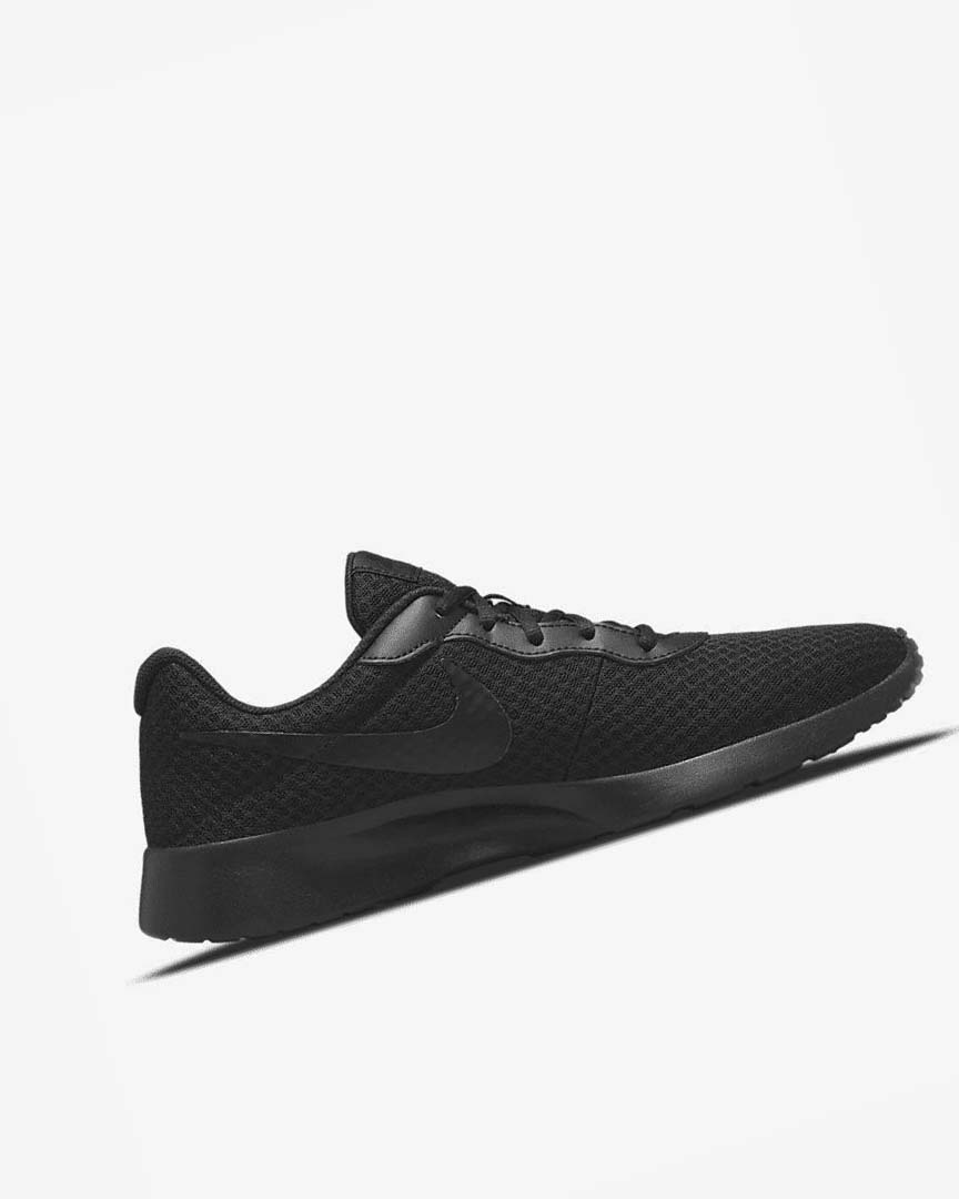 Black Nike Tanjun Men's Sneakers | CA_2595