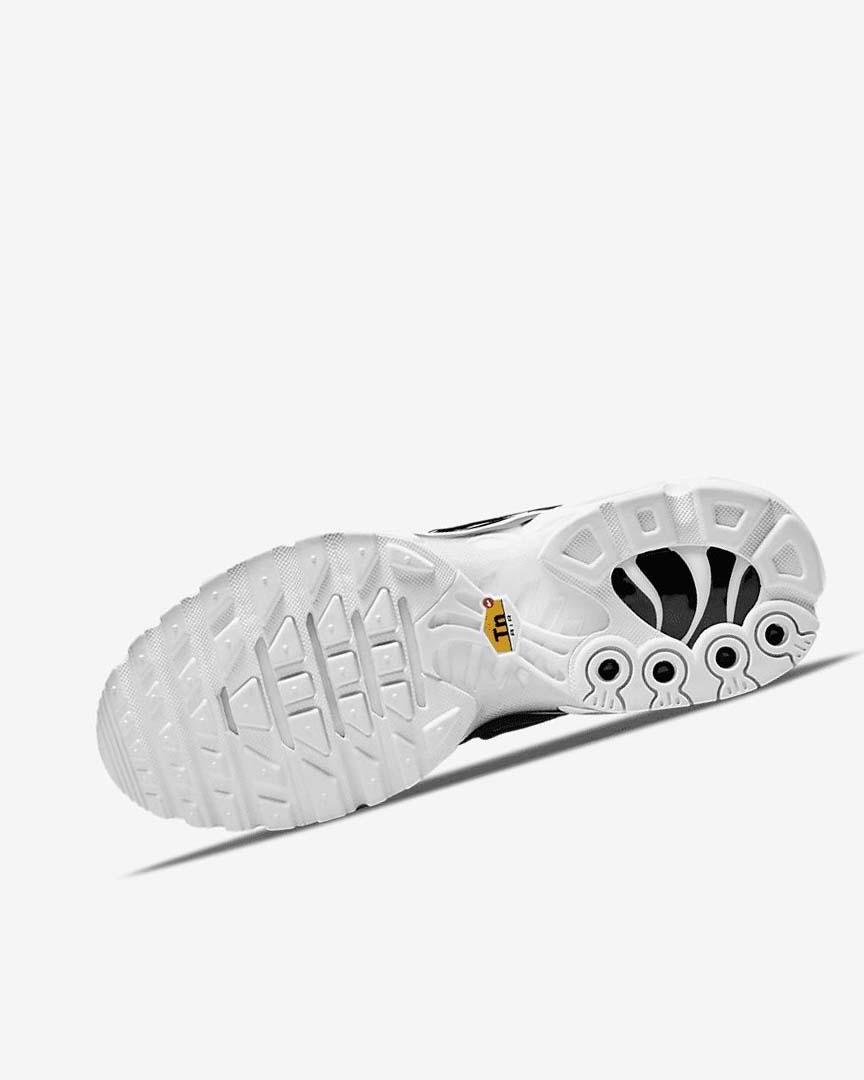 Black / White / Black Nike Air Max Plus Women's Sneakers | CA_5337