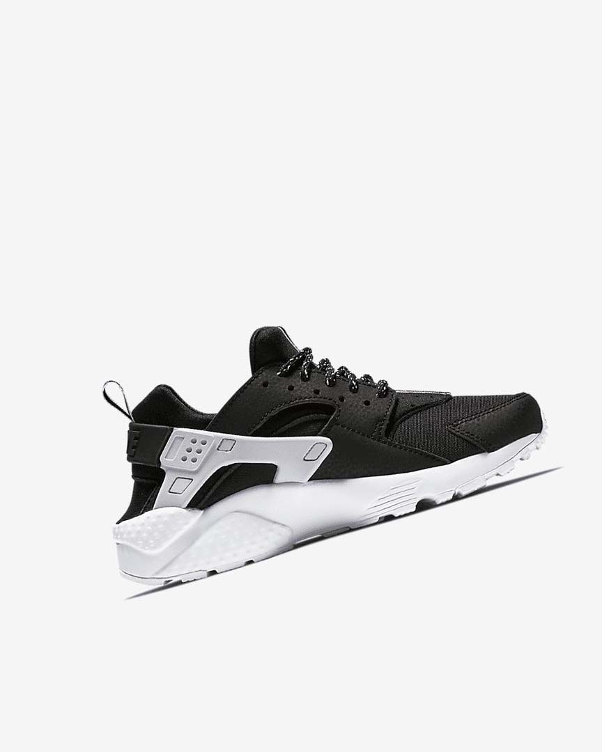 Black / White / Black Nike Huarache SE Boys' Shoes | CA_5446