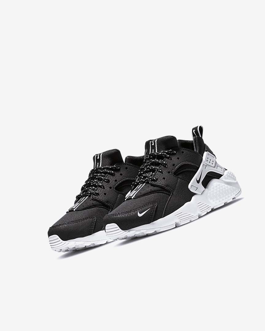 Black / White / Black Nike Huarache SE Girls' Shoes | CA_1118