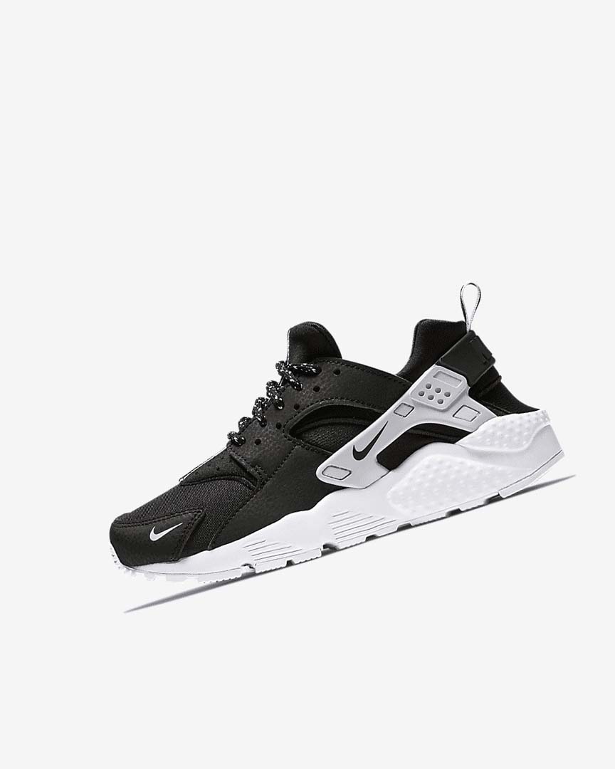 Black / White / Black Nike Huarache SE Girls\' Shoes | CA_1118