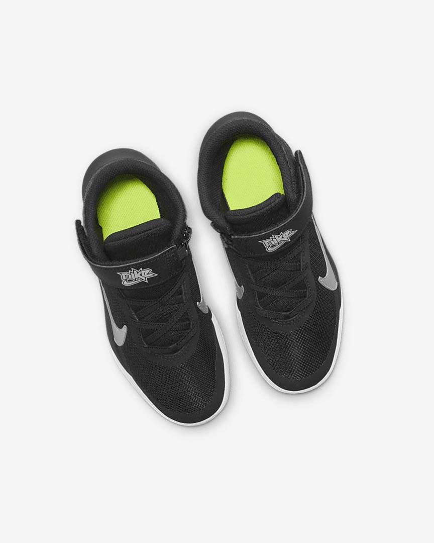 Black / White / Metal Silver Nike Team Hustle D 10 FlyEase Girls' Basketball Shoes | CA_3228