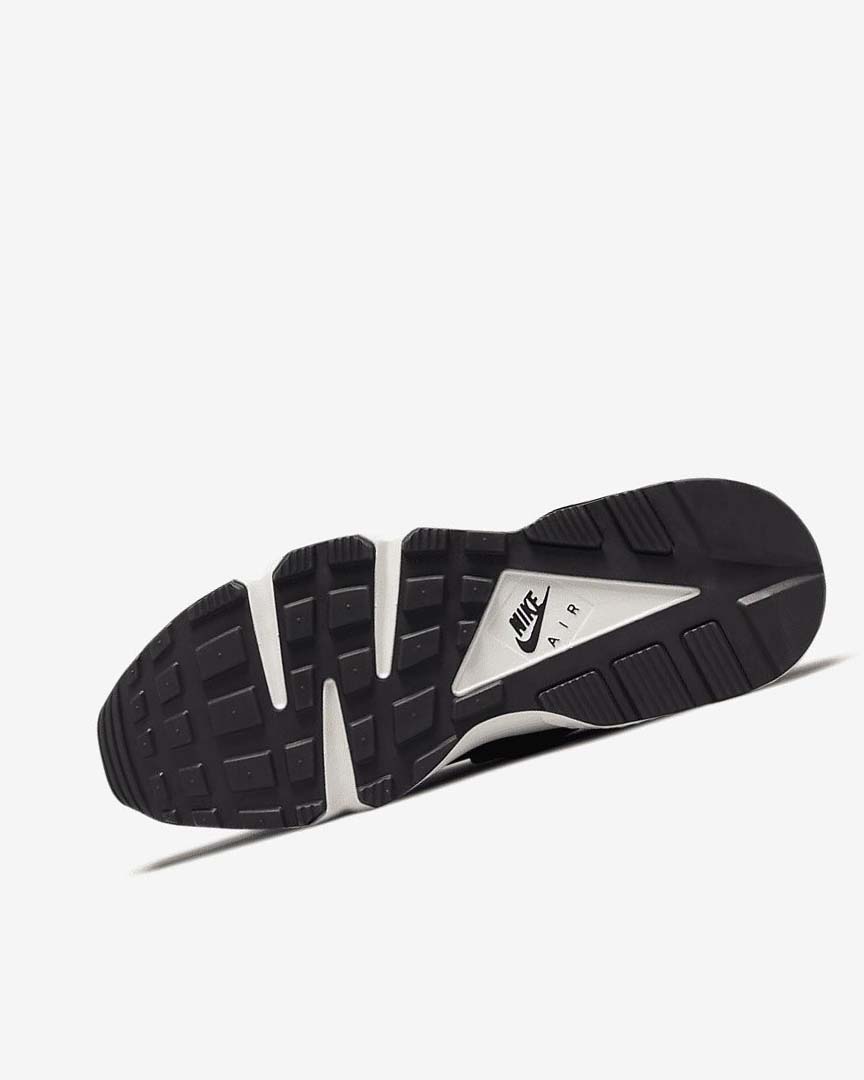 Black / White Nike Air Huarache LE Men's Sneakers | CA_4843