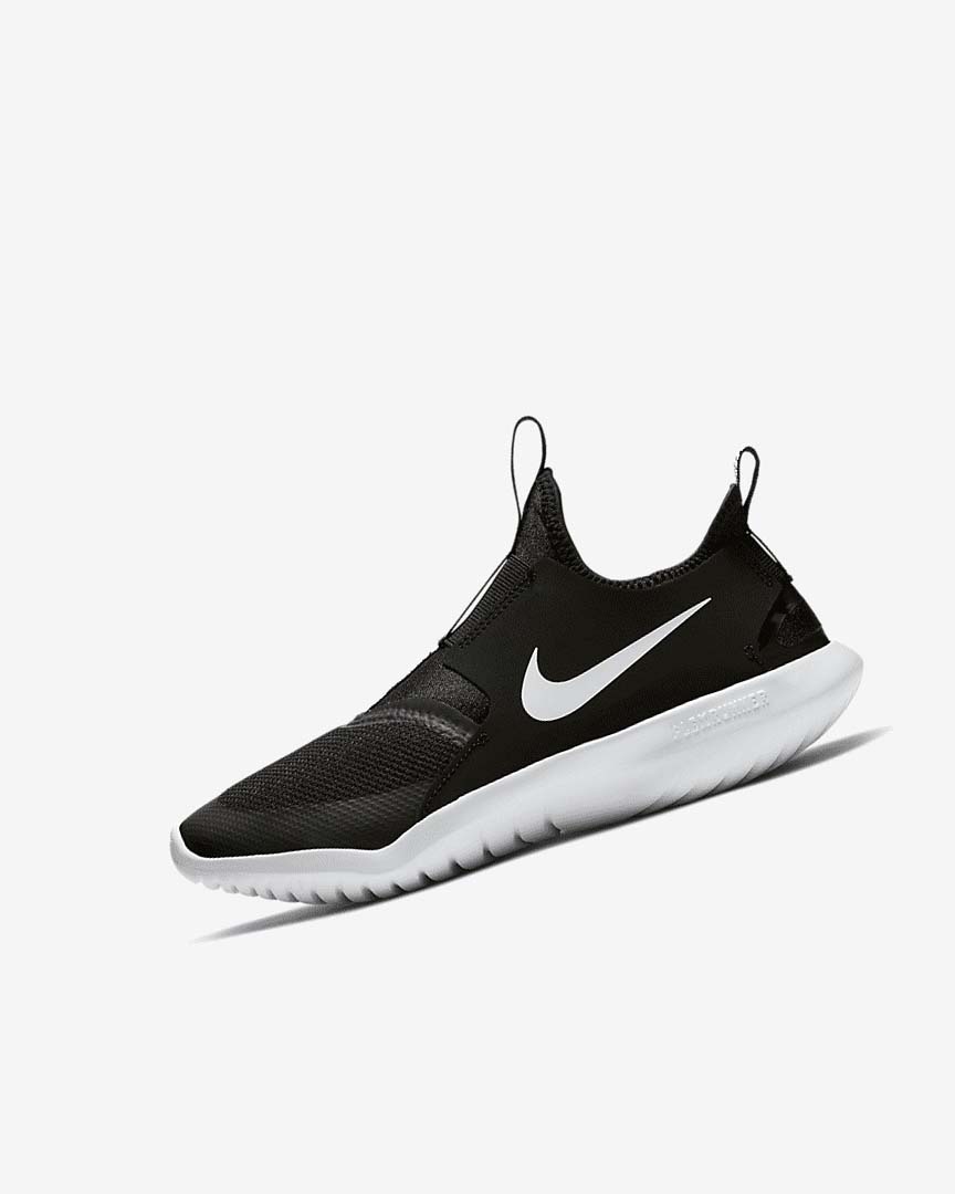 Black / White Nike Flex Runner Girls\' Running Shoes | CA_3259
