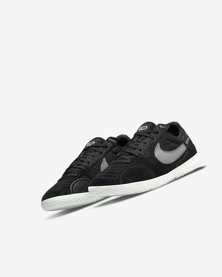 Black / White Nike Jr. Streetgato Girls' Soccer Shoes | CA_3258