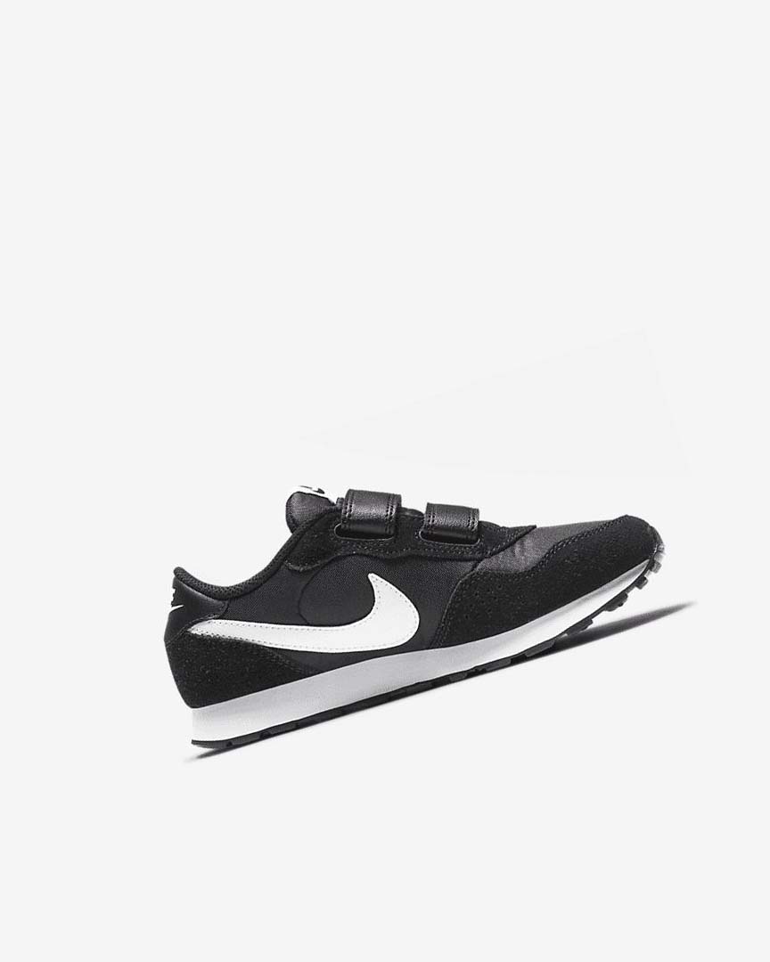 Black / White Nike MD Valiant Boys' Shoes | CA_2277