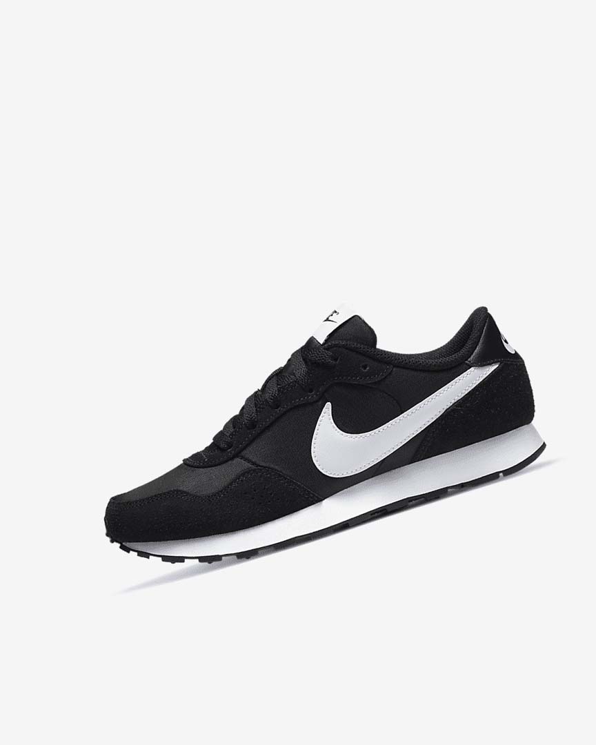 Black / White Nike MD Valiant Girls\' Shoes | CA_5014