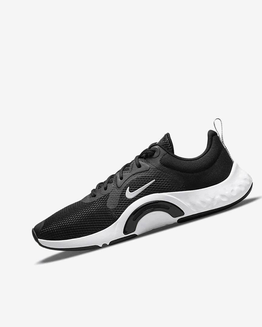 Black / White Nike Renew In-Season TR 11 Women\'s Training Shoes | CA_2690