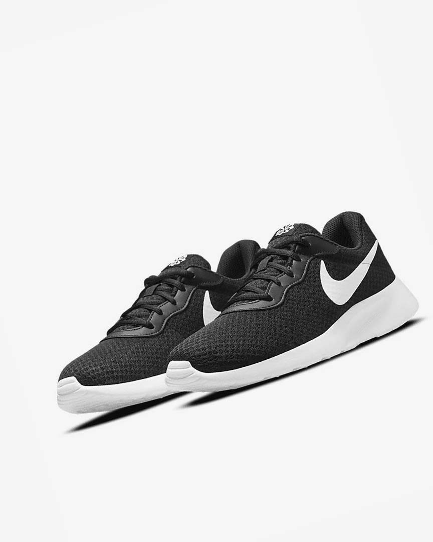 Black / White Nike Tanjun Men's Sneakers | CA_5004