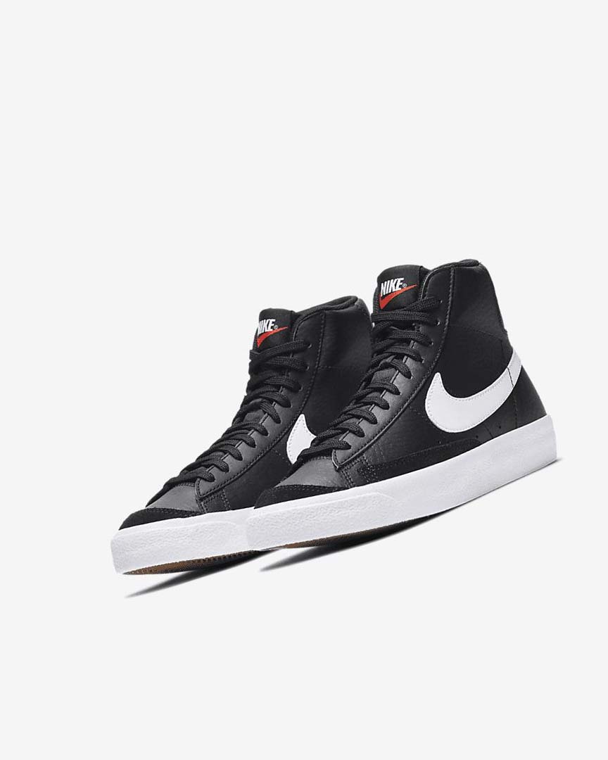 Black / White / Orange Nike Blazer Mid '77 Boys' Sneakers | CA_2239