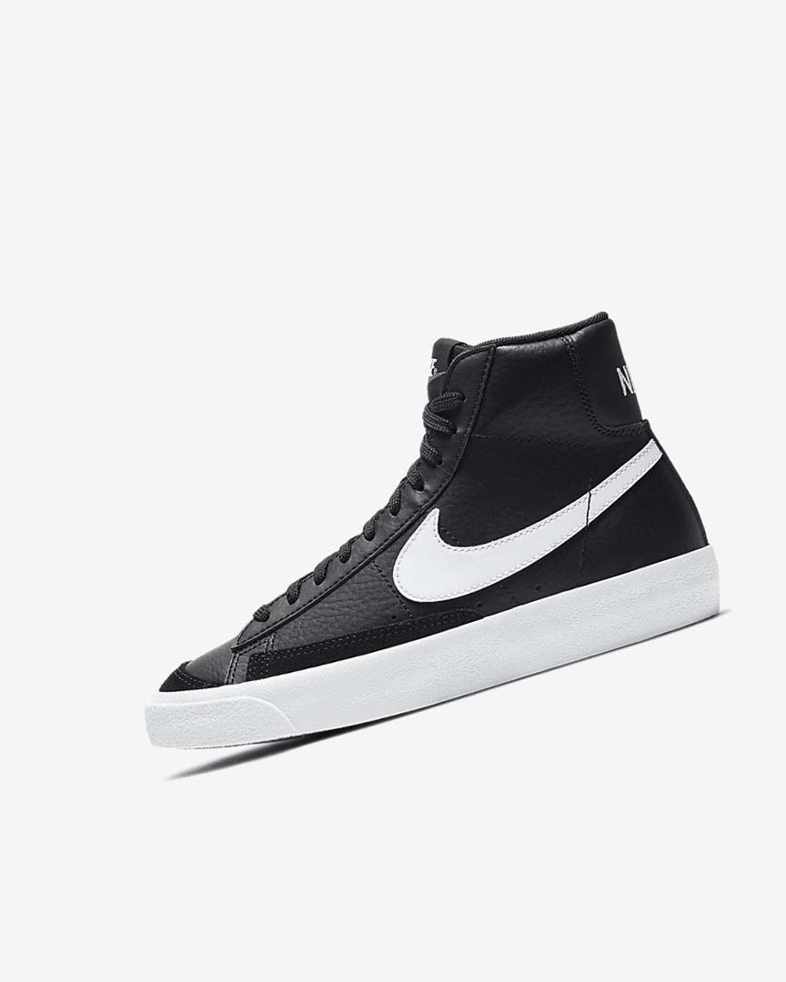 Black / White / Orange Nike Blazer Mid \'77 Girls\' Sneakers | CA_2367