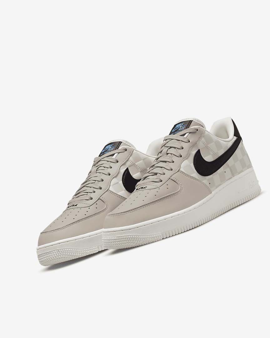 Cream / Black / Black Nike Air Force 1 '07 QS Men's Sneakers | CA_2329