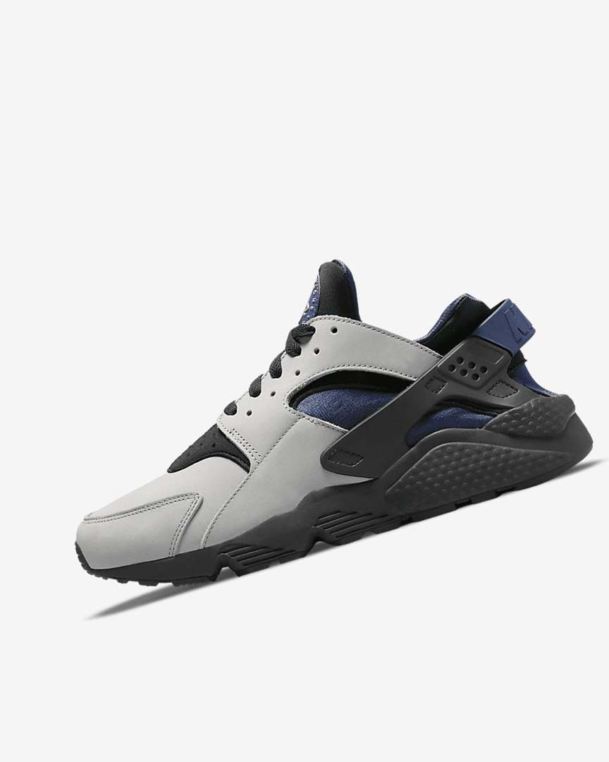 Grey / Black / Navy Nike Air Huarache LE Men\'s Sneakers | CA_5232
