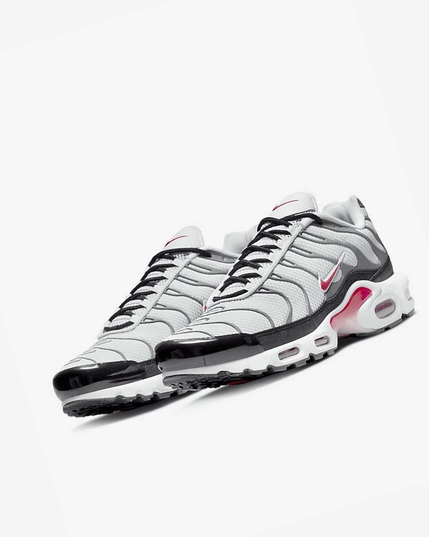 Grey / Black / Red Nike Air Max Plus Men's Sneakers | CA_4499