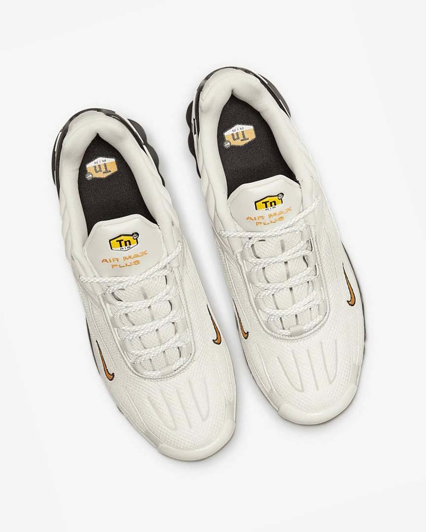 Light Beige / Black / Silver / Gold Nike Air Max Plus 3 Men's Sneakers | CA_5143