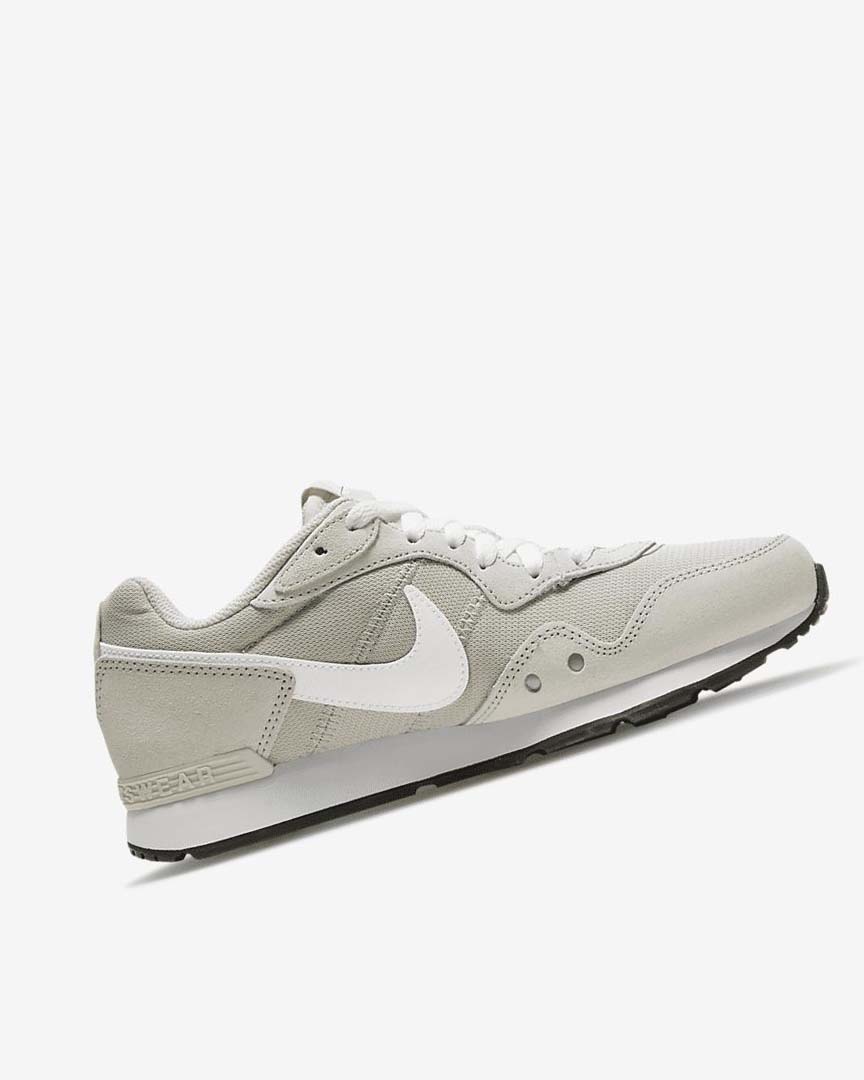 Light Beige / Light Beige / White Nike Venture Runner Women's Sneakers | CA_4953