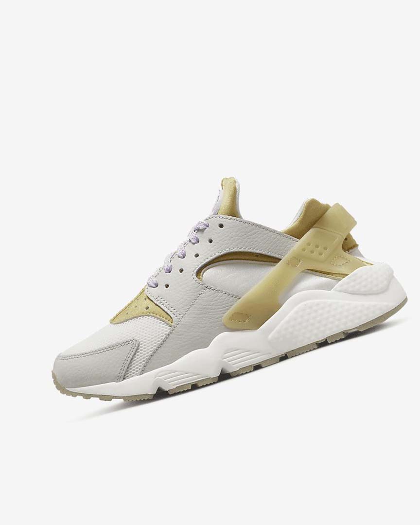 Light Beige Nike Air Huarache Women\'s Sneakers | CA_4807