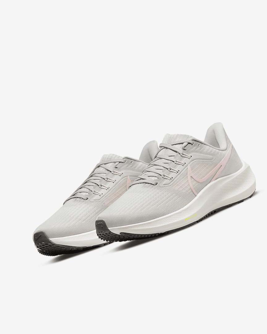 Light Brown Nike Air Zoom Pegasus 39 Women's Running Shoes | CA_5174