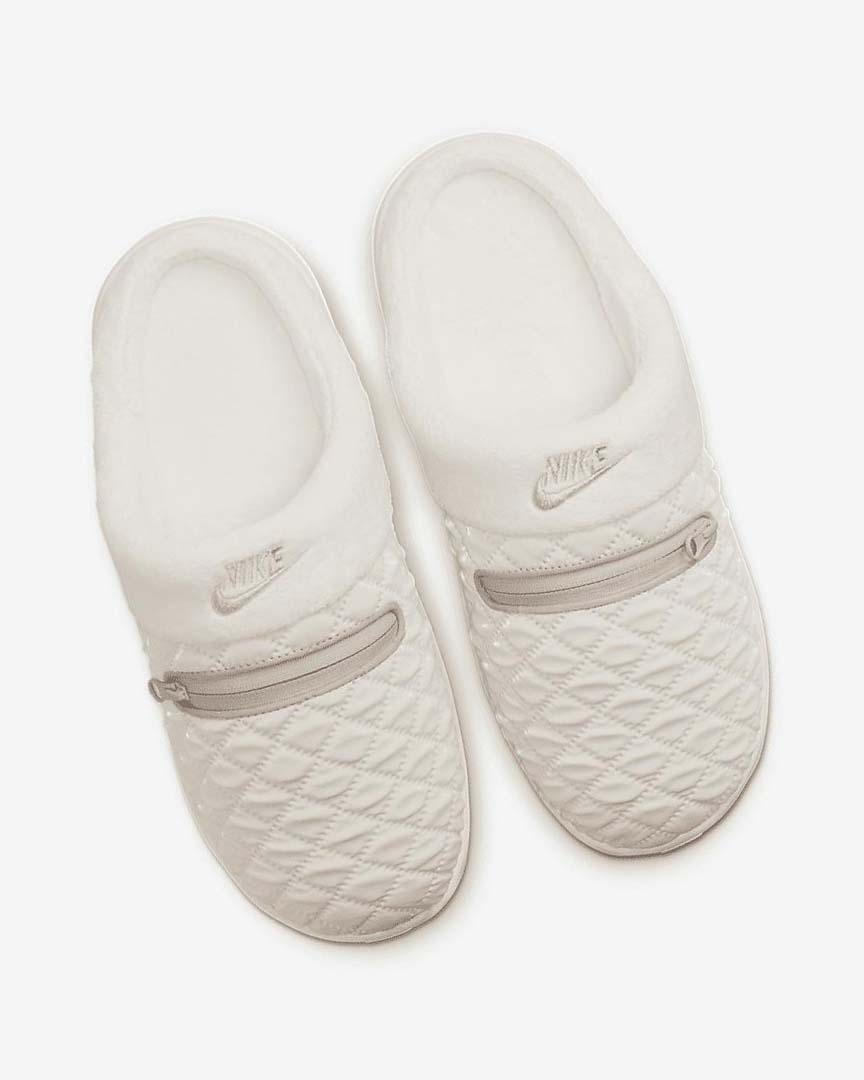 Light Brown / White / Grey Nike Burrow SE Women's Slipper | CA_4840