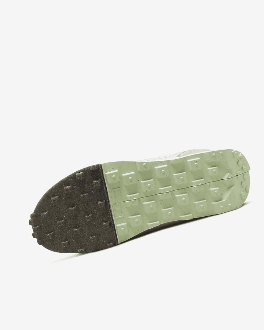 Light Brown / White Nike Fontanka Waffle Women's Sneakers | CA_2874