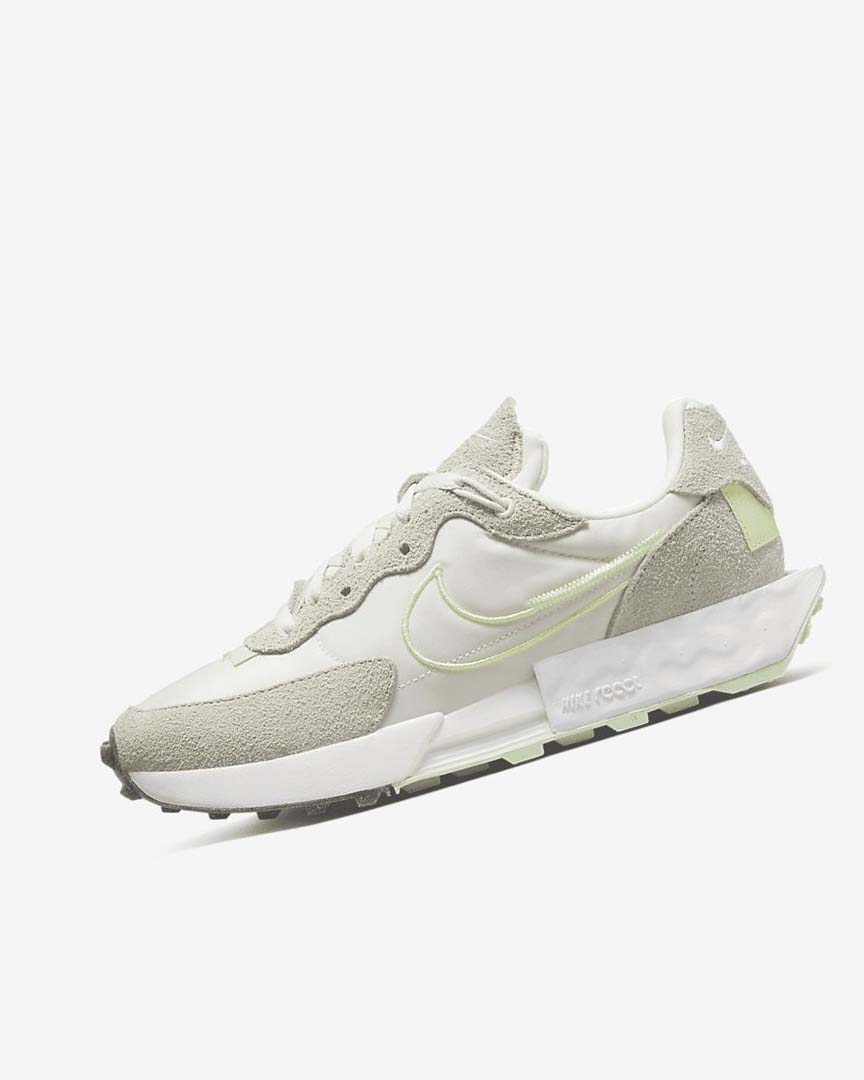 Light Brown / White Nike Fontanka Waffle Women\'s Sneakers | CA_2874