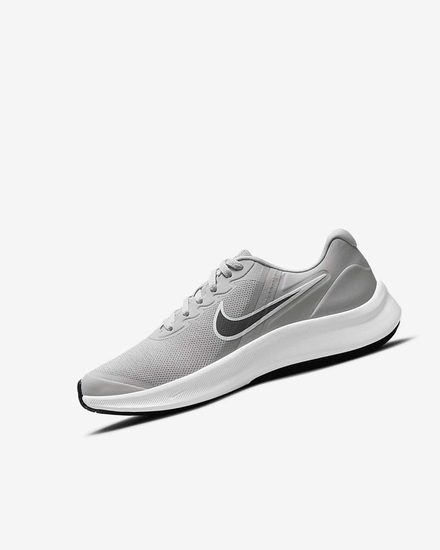 Light Grey / Grey / Black Nike Star Runner 3 Girls\' Running Shoes | CA_5318