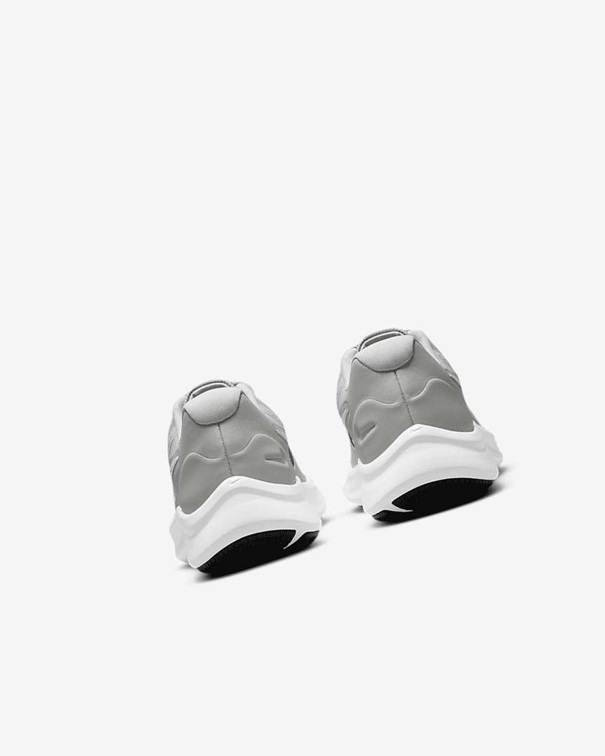 Light Grey / Grey / Black Nike Star Runner 3 Boys' Running Shoes | CA_5524