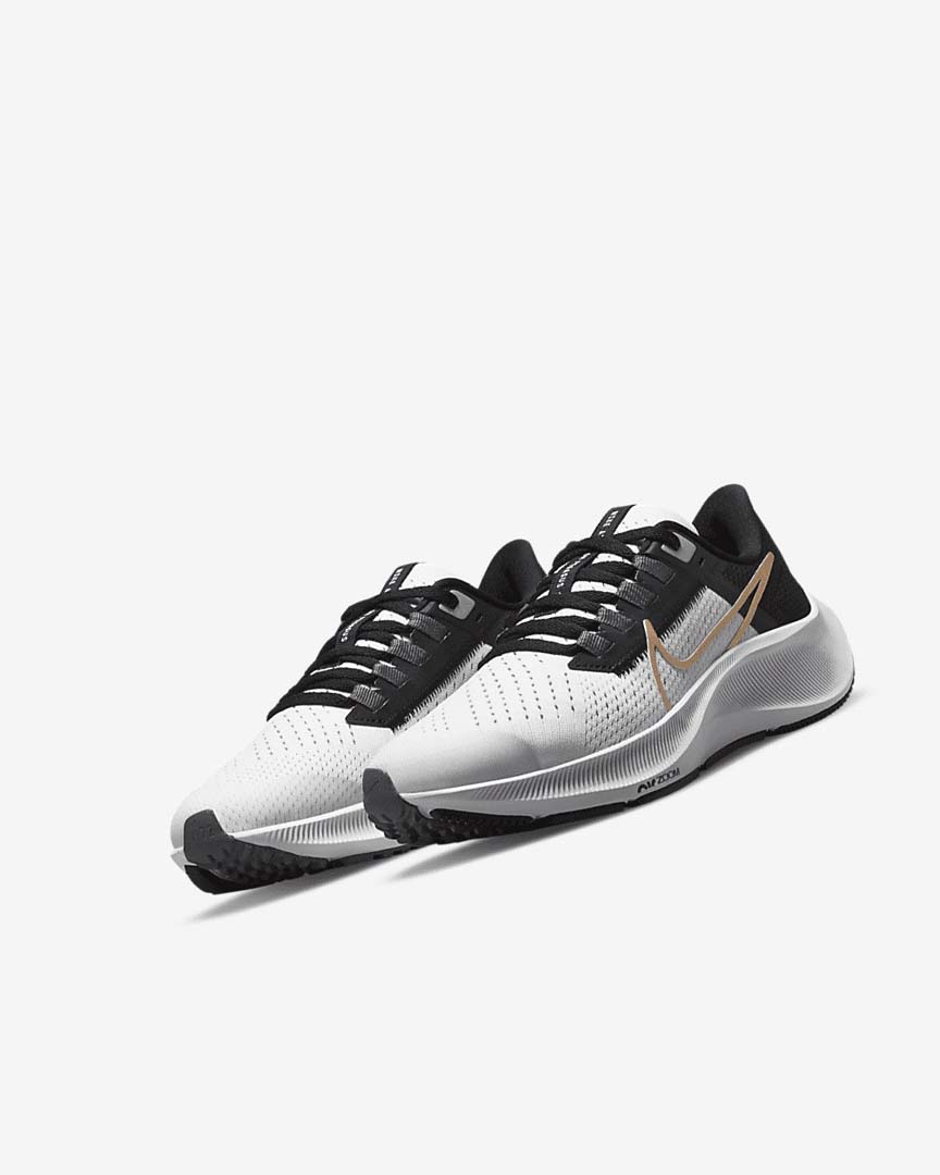Light Grey / Grey / Metal Gold Nike Air Zoom Pegasus 38 Girls' Running Shoes | CA_2722