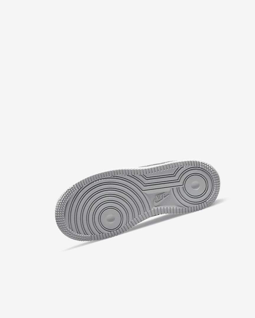 Light Grey / White / Light Grey Nike Force 1 LV8 Boys' Shoes | CA_5195