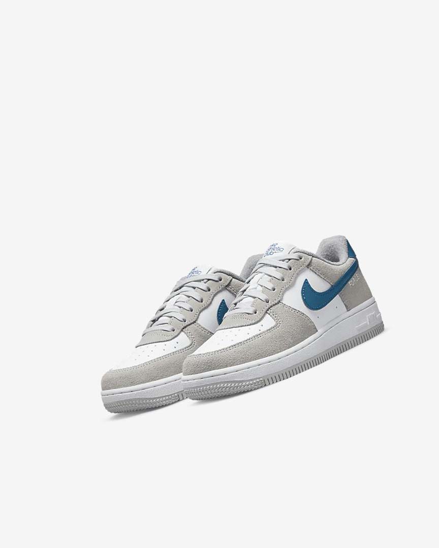 Light Grey / White / Light Grey Nike Force 1 LV8 Boys' Shoes | CA_5195