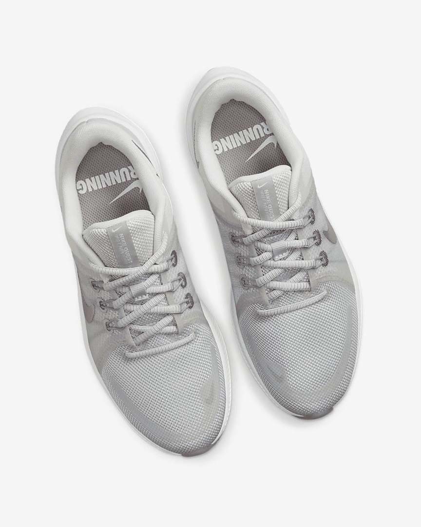 Metal / Grey Nike Quest 4 Premium Women's Running Shoes | CA_2975